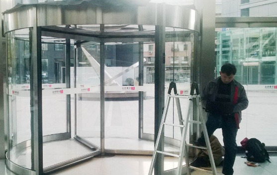 成都自動門維修—自動門不停自開自關(guān)