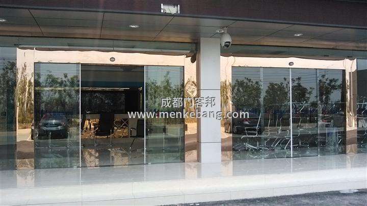 自動(dòng)門(mén)老脫軌道是怎么回事 自動(dòng)門(mén)老脫軌道是怎么回事