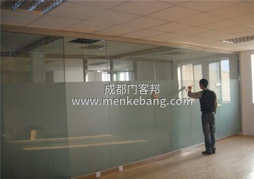 成都玻璃門維修費(fèi)用多少,成都玻璃門維修價(jià)格多少 成都玻璃門維修費(fèi)用多少,成都玻璃門維修價(jià)格多少