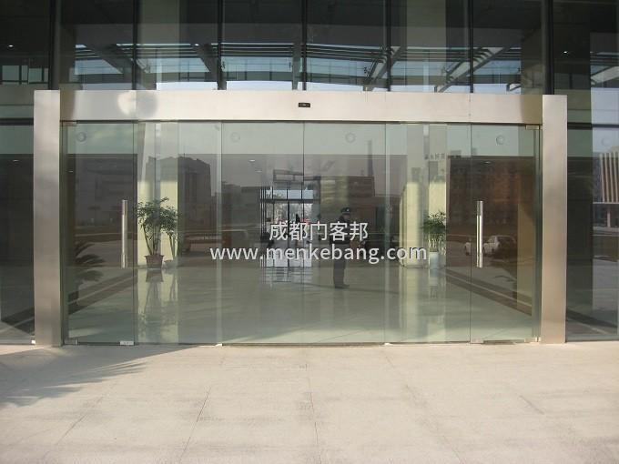 自動(dòng)玻璃門(mén)自動(dòng)門(mén)安裝遙控的方法有哪些